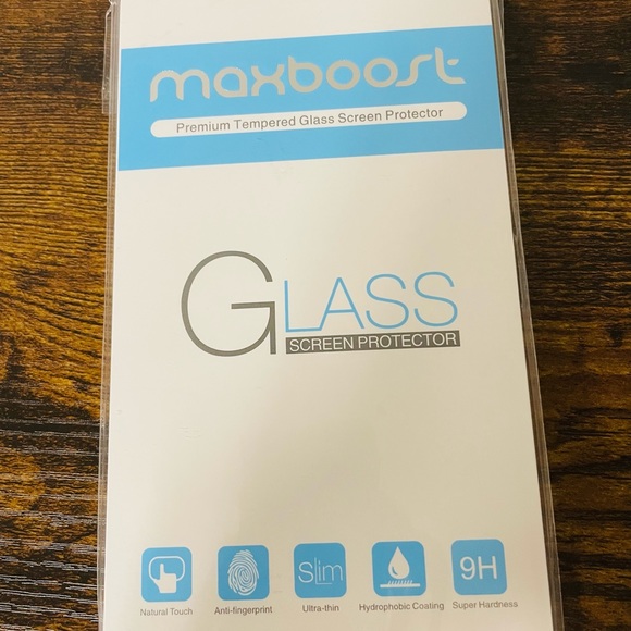 NIB Tempered Glass Screen Protector MaxBoost - Picture 2 of 2